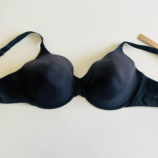 NWT Skims Fits Everybody T-Shirt Bra
