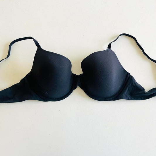 NWT Skims Fits Everybody T-Shirt Bra