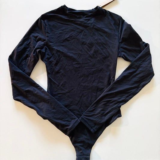 NWT Skims Fits Everybody Long Sleeve Bodysuit